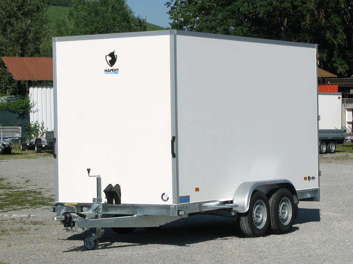 Hapert Sapphire L-2 – Tieflader-Kofferanhänger – 3.500 kg
