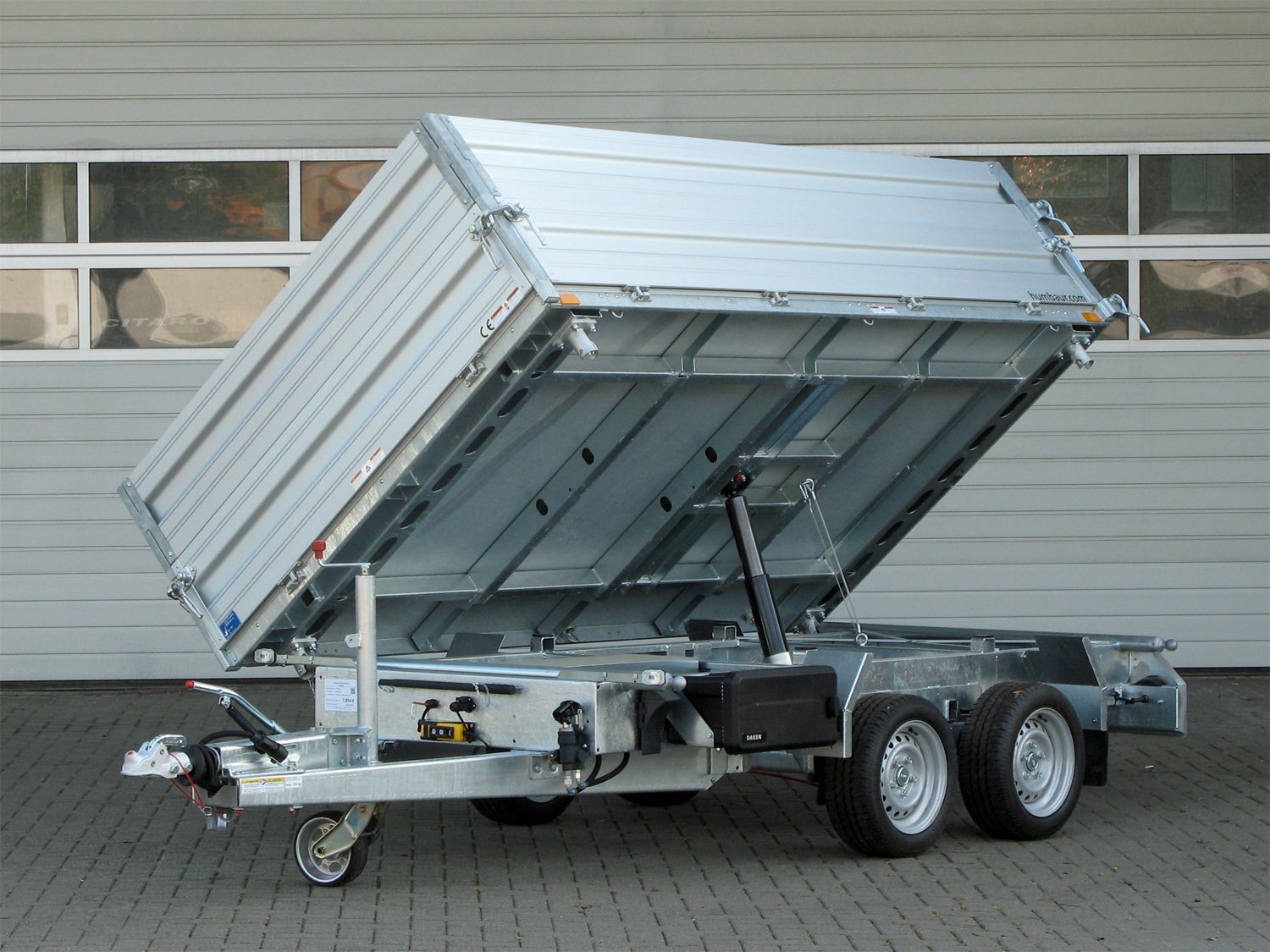 Humbaur HTK 3500.31 – Alu-Kippanhänger – Bordwandaufsatz, E-Pumpe